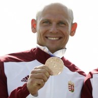 20160802molnar-peter-arckep-portre-cimer