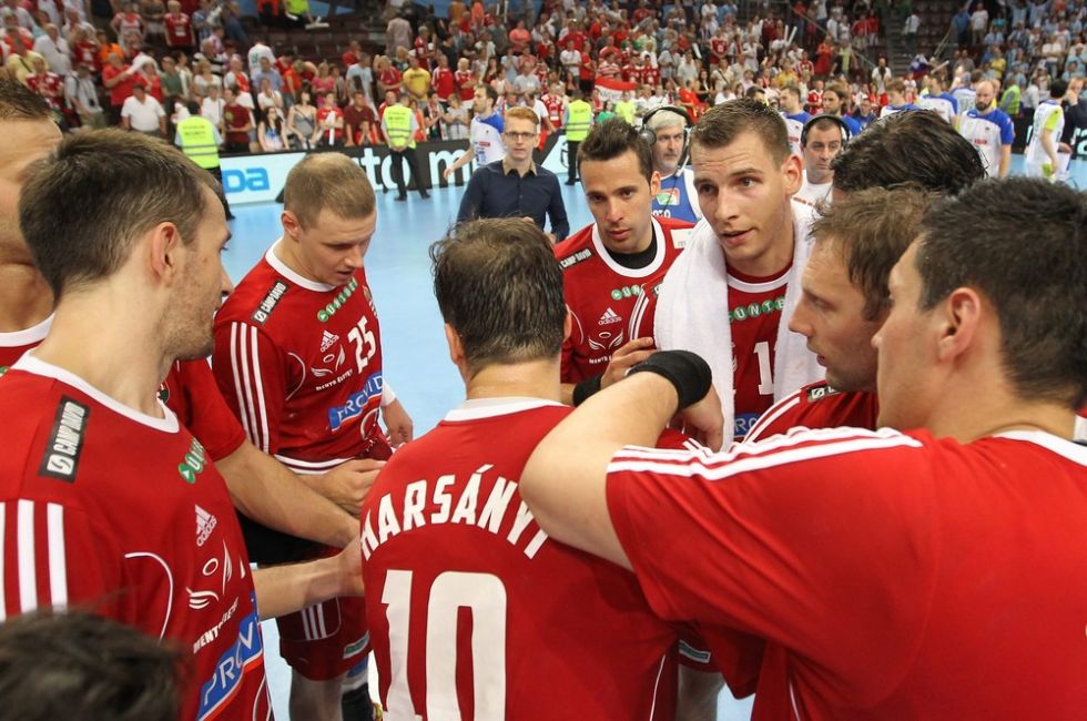 hun-slo_uj_fekvo_lead